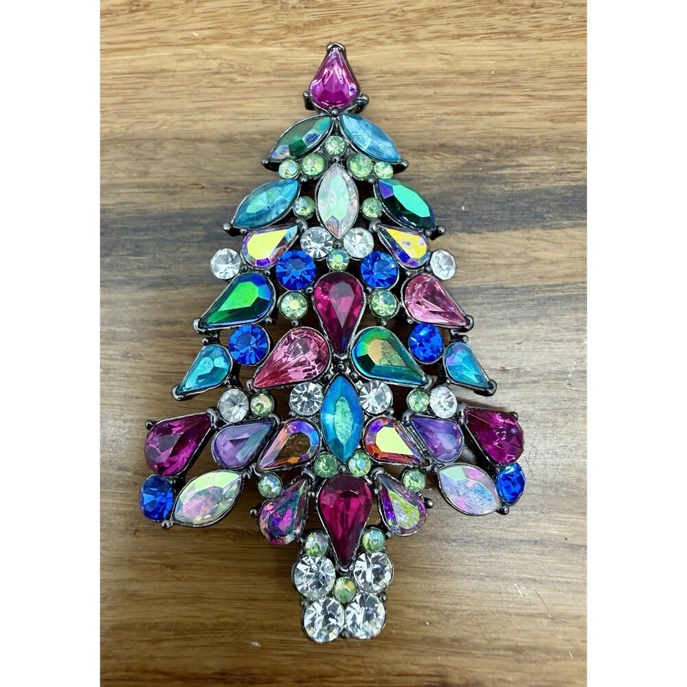 Avon 2006 Multi-Colored Rhinestone Christmas Tree Signed Brooch Pin - 3rd Annual